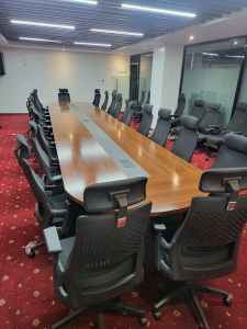 6 meter Boardroom table